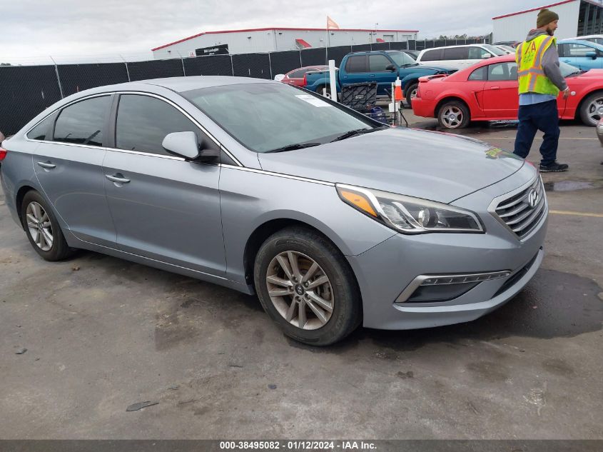 2015 HYUNDAI SONATA SE - 5NPE24AF1FH052176