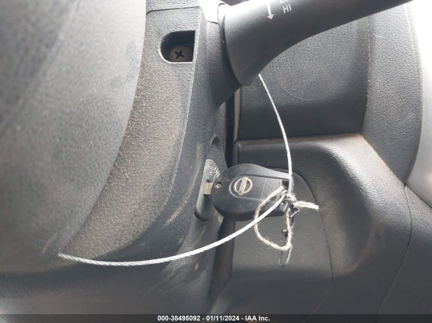 2013 NISSAN VERSA 1.6 SV - 3N1CN7AP8DL868875