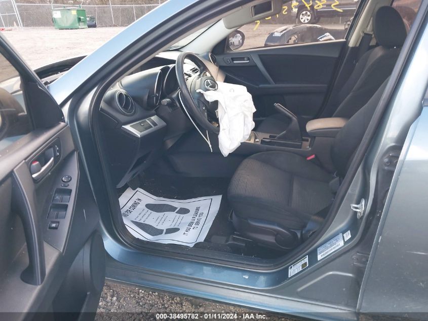 2013 MAZDA MAZDA3 I SPORT - JM1BL1U71D1755705
