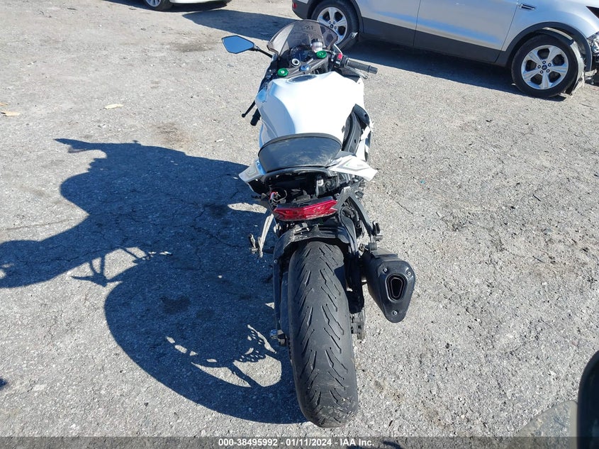 VIN JKBZXJE13HA025643 2017 KAWASAKI ZX636 E