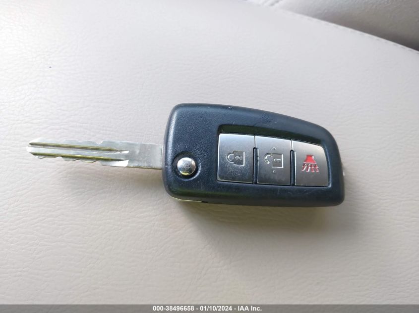 2015 NISSAN ROGUE S - KNMAT2MT7FP579726