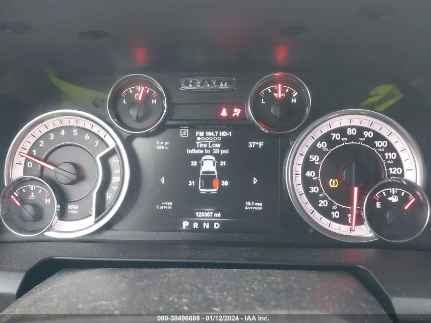 2018 RAM 1500 SLT - 1C6RR7LT9JS253696
