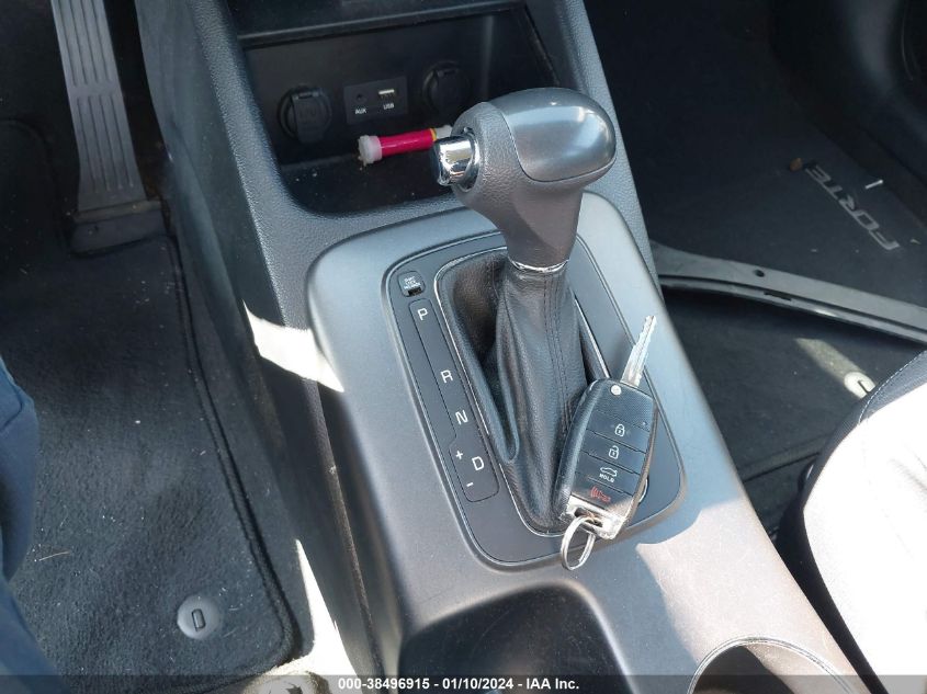 2016 KIA FORTE LX - KNAFX4A62G5437590
