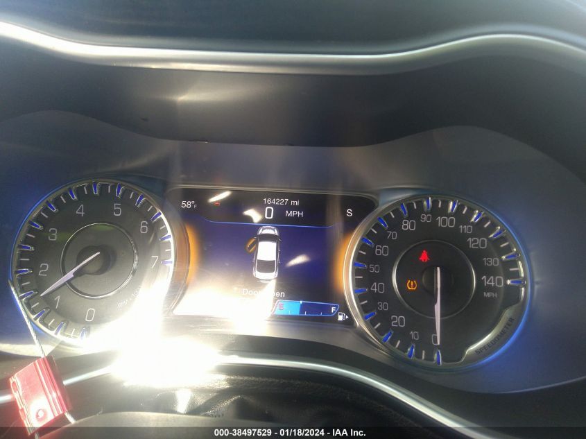 2015 CHRYSLER 200 C - 1C3CCCCG0FN684353