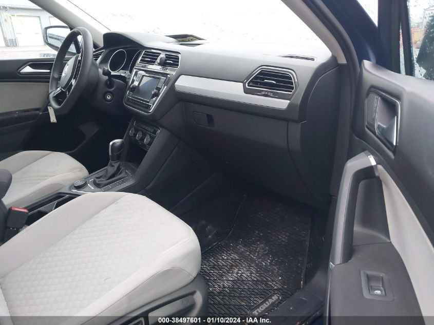 2018 VOLKSWAGEN TIGUAN S - 3VV0B7AX2JM146057