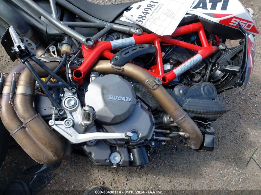 2019 DUCATI HYPERMOTARD 950/950 SP - ZDMBAJDT9KB002602