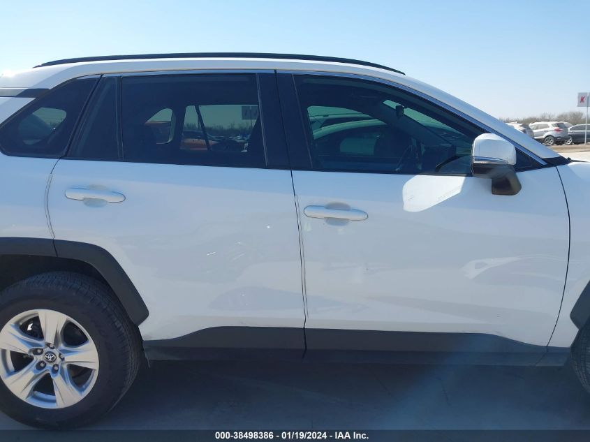 2020 TOYOTA RAV4 XLE - 2T3W1RFV1LW098857