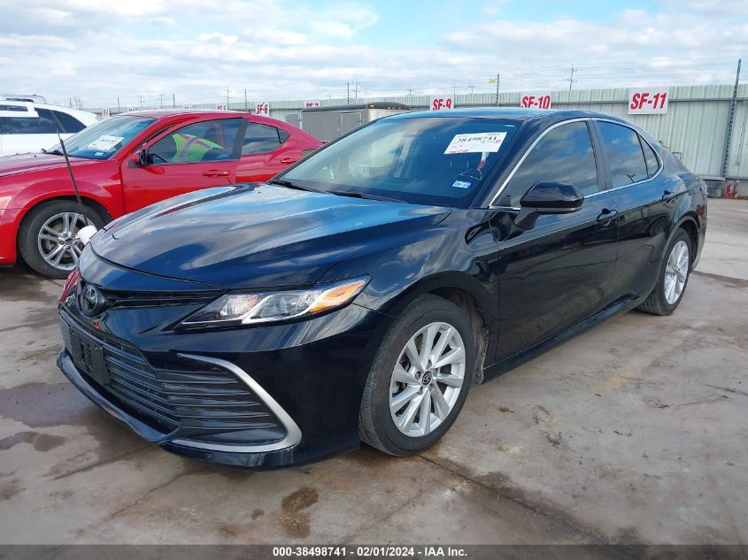 2022 TOYOTA CAMRY LE - 4T1C11AK4NU689813