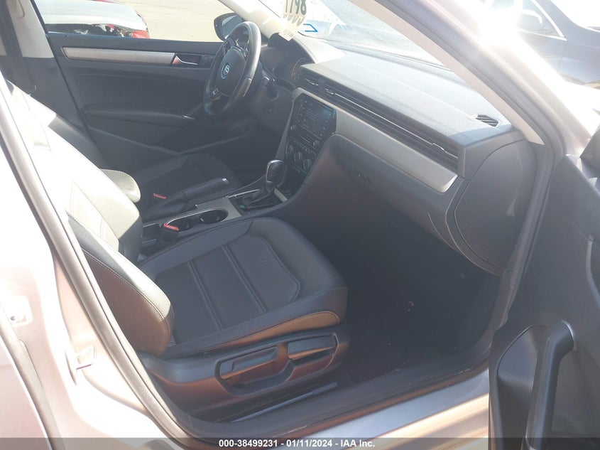 VIN 1VWSA7A39LC027432 2020 VOLKSWAGEN PASSAT SE
