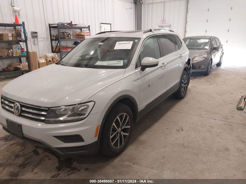 VIN 3VV2B7AX5KM036971 2019 VOLKSWAGEN TIGUAN SE/SEL/SEL R-LINE JET-BLA