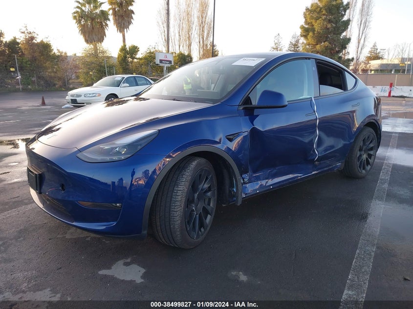 VIN 7SAYGAEE9PF826014 2023 TESLA MODEL Y AWD/LONG RANGE DUAL MOTOR ALL-WHEEL DRIVE