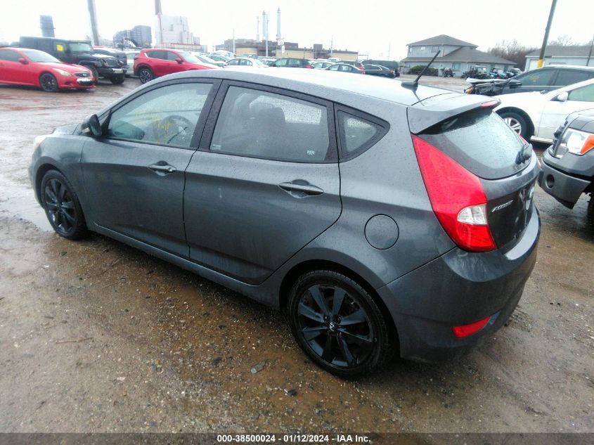 2013 HYUNDAI ACCENT SE - KMHCU5AE6DU061033