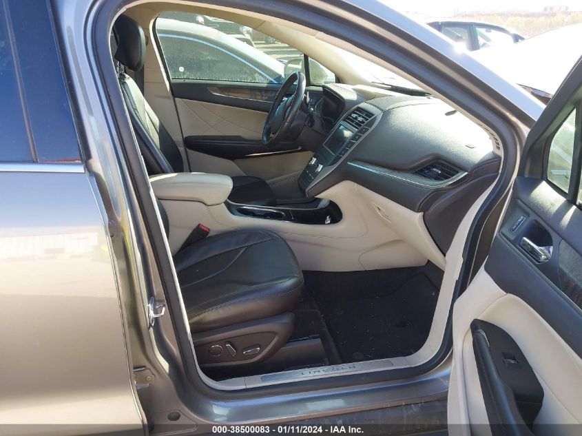 2017 LINCOLN MKC RESERVE - 5LMCJ3C93HUL56445