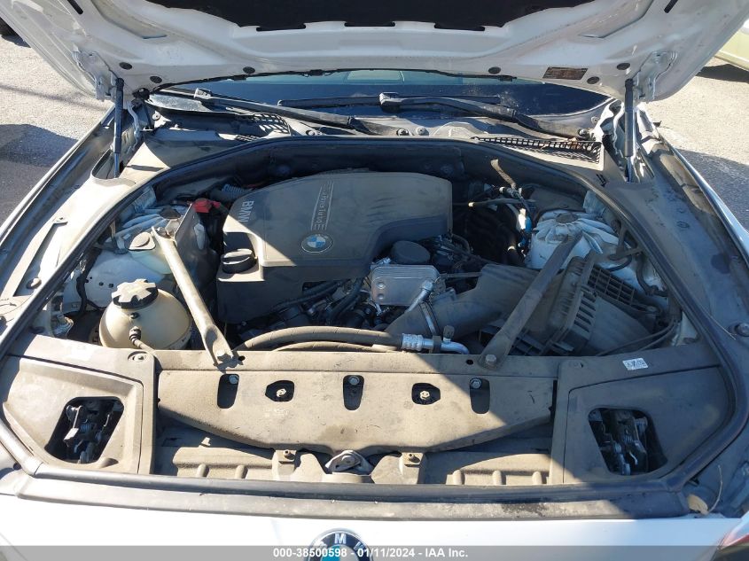 2016 BMW 528I I - WBA5A5C52GG355130