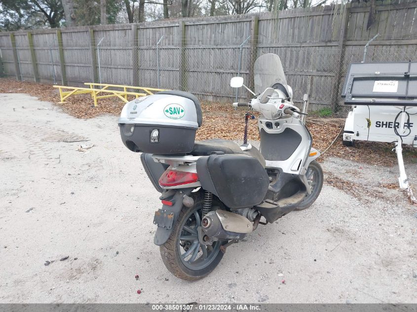 2010 PIAGGIO BV 250 ZAPM289M5A5301995