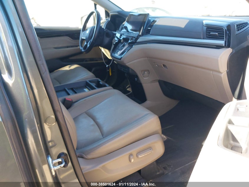 VIN 5FNRL6H91JB096602 2018 HONDA ODYSSEY ELITE