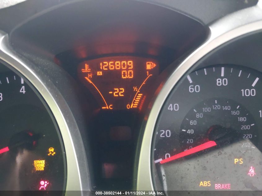 2015 NISSAN JUKE SV - JN8AF5MR4FT505799