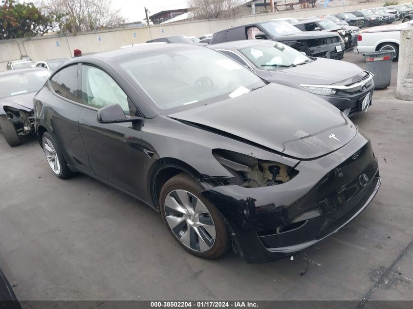 2023 TESLA MODEL Y AWD/LONG RANGE DUAL MOTOR ALL-WHEEL DRIVE - 7SAYGAEE7PF618603