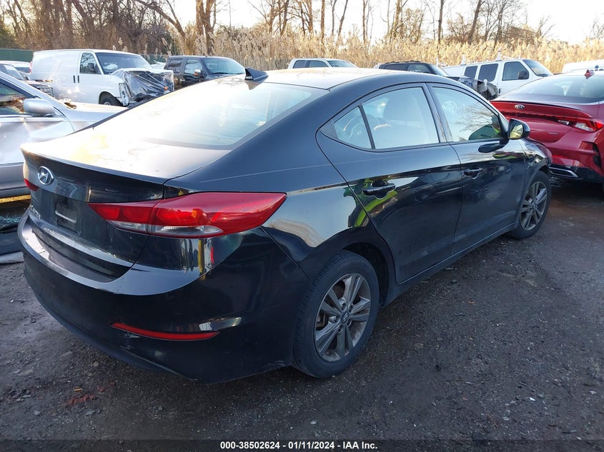 VIN 5NPD84LFXJH220459 2018 HYUNDAI ELANTRA SEL/VALUE/LIMITED