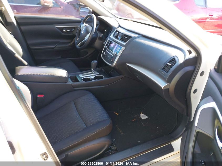 2017 NISSAN ALTIMA 2.5/S/SV/SL/SR - 1N4AL3AP1HC127784