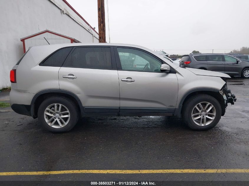 2014 KIA SORENTO LX - 5XYKTCA66EG486349