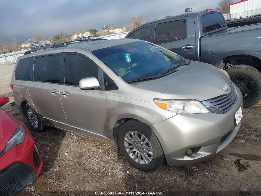 2015 TOYOTA SIENNA XLE 8 PASSENGER - 5TDYK3DC3FS661711