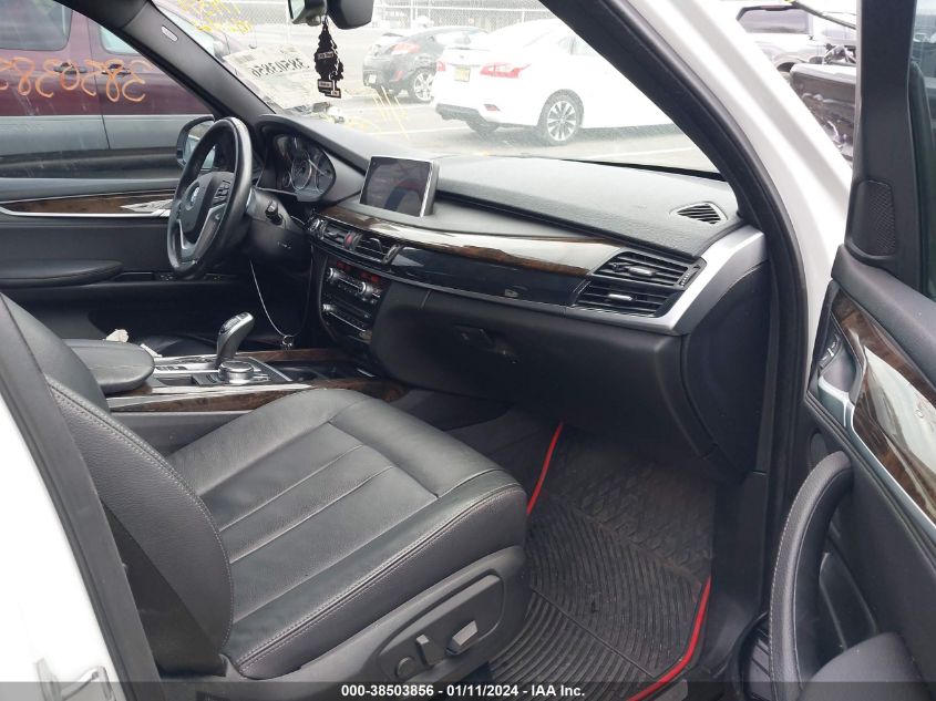 2018 BMW X5 XDRIVE35I - 5UXKR0C52JL077389