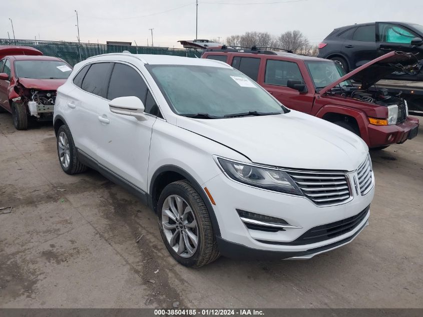 2017 LINCOLN MKC SELECT - 5LMCJ2D95HUL01360