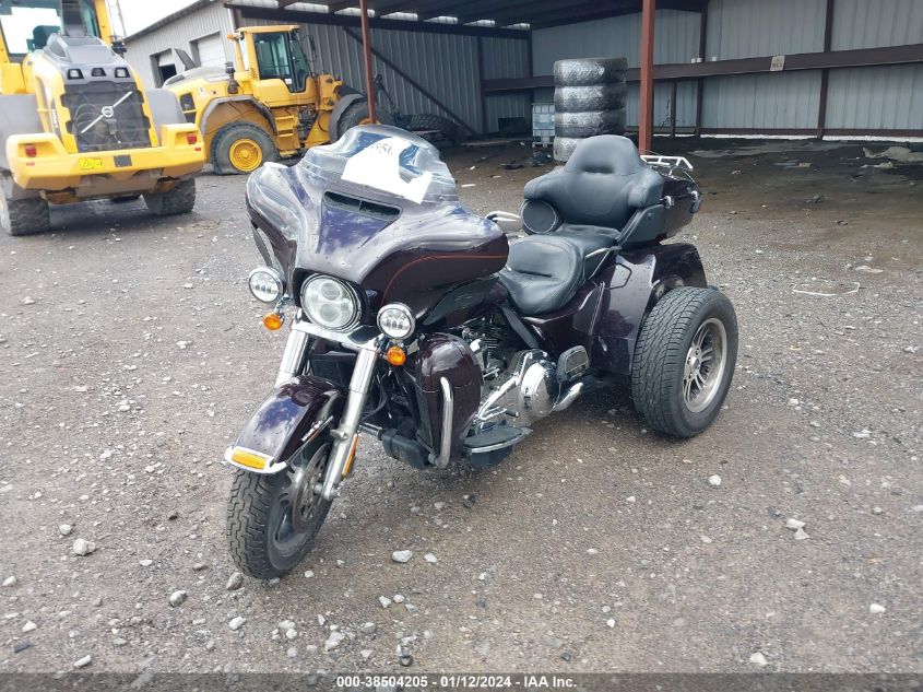 2014 HARLEY-DAVIDSON FLHTCUTG TRI GLIDE ULTRA 1HD1MAL17EB852164
