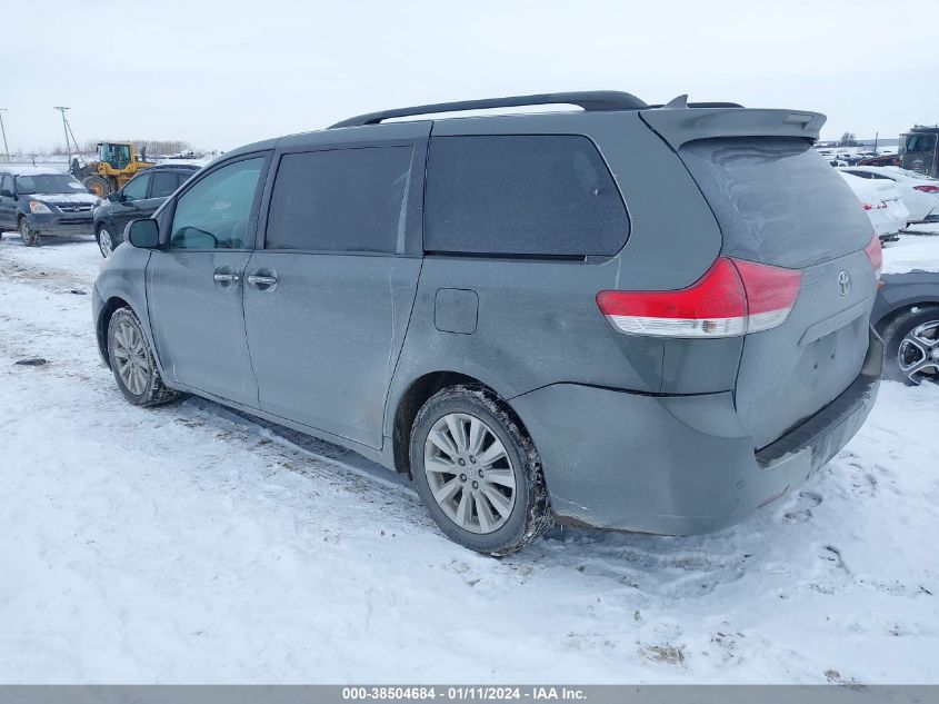 5TDDK3DC6BS014826 2011 TOYOTA SIENNA, photo no. 3