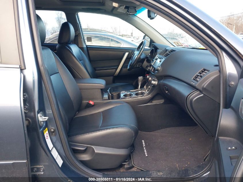 2013 TOYOTA HIGHLANDER PLUS/SE - 5TDBK3EH5DS184292