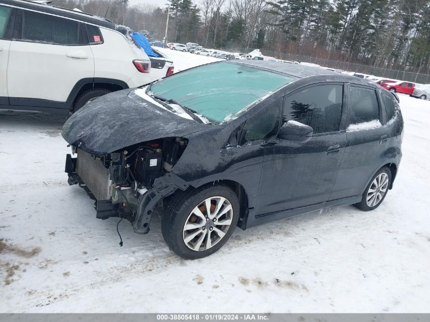2013 HONDA FIT SPORT - JHMGE8H54DC039305