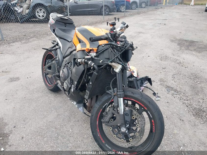 2008 HONDA CBR600 RR - JH2PC40048M100918