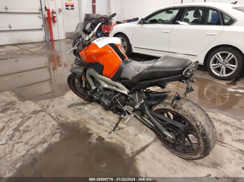 2014 YAMAHA FZ09 JYARN33E1EA002354