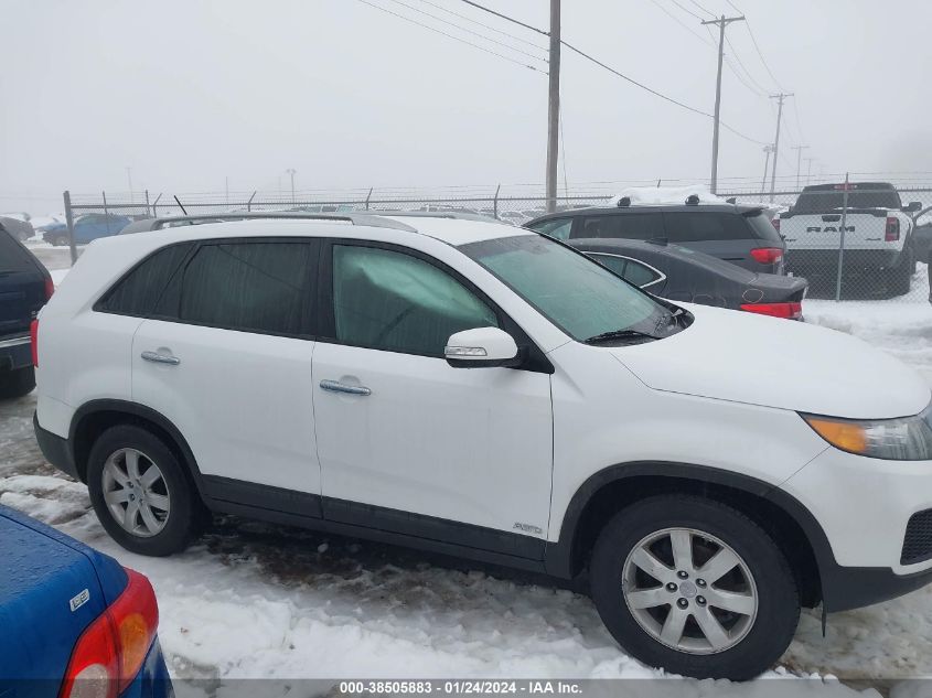 2013 KIA SORENTO LX - 5XYKTDA24DG322955