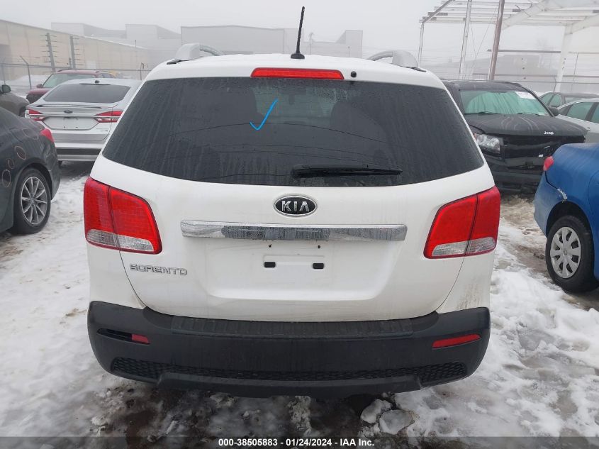 2013 KIA SORENTO LX - 5XYKTDA24DG322955
