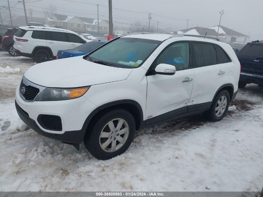 2013 KIA SORENTO LX - 5XYKTDA24DG322955