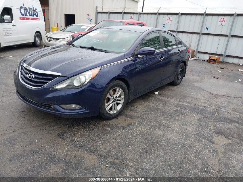 2013 HYUNDAI SONATA GLS - 5NPEB4AC6DH589564