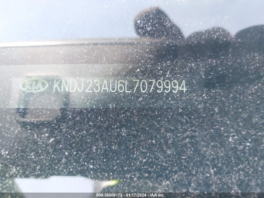 2020 KIA SOUL LX - KNDJ23AU6L7079994