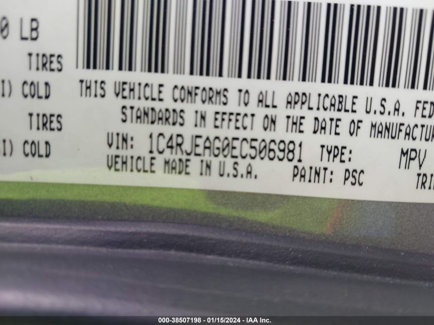 2014 JEEP GRAND CHEROKEE LAREDO - 1C4RJEAG0EC506981