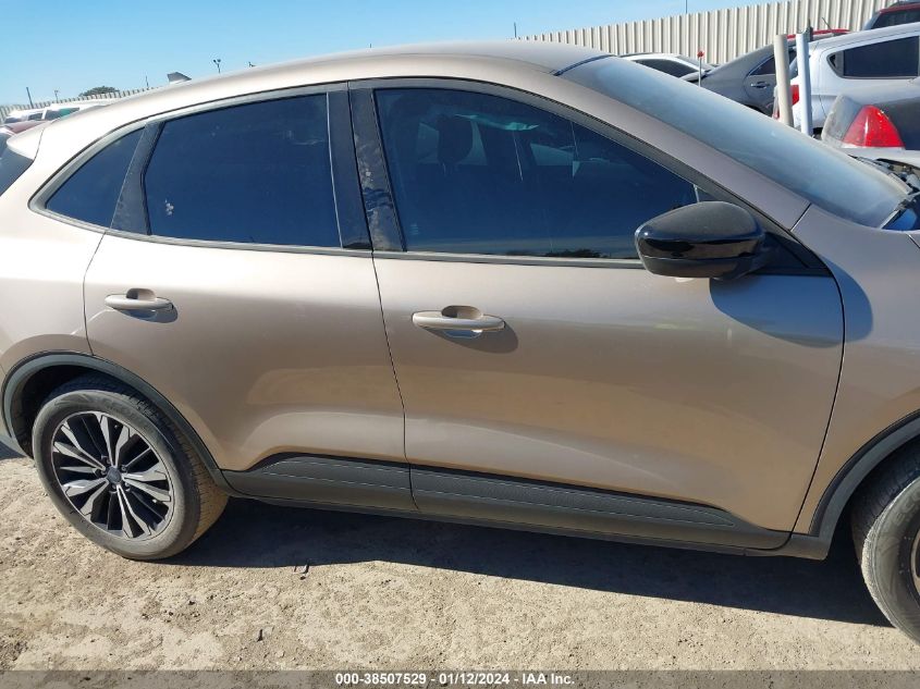 2021 FORD ESCAPE SE - 1FMCU0G61MUA98834