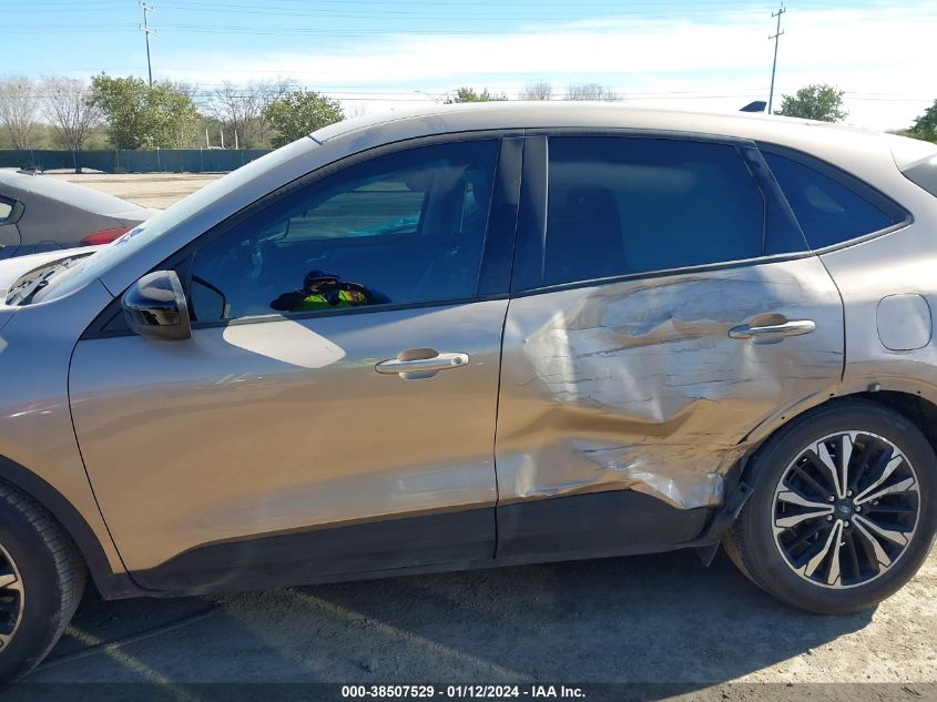 2021 FORD ESCAPE SE - 1FMCU0G61MUA98834