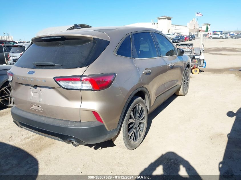 2021 FORD ESCAPE SE - 1FMCU0G61MUA98834