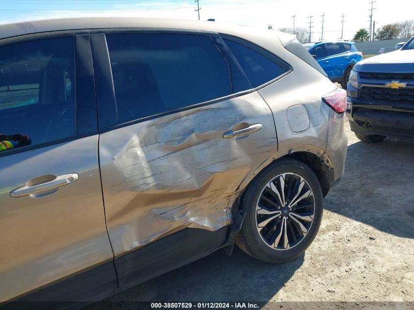 2021 FORD ESCAPE SE - 1FMCU0G61MUA98834