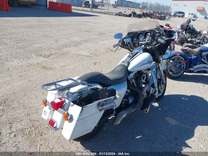 2006 HARLEY-DAVIDSON FLHTCUI 1HD1FCW186Y626117