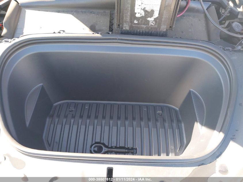 2022 TESLA MODEL Y LONG RANGE DUAL MOTOR ALL-WHEEL DRIVE - 7SAYGDEE0NA020719
