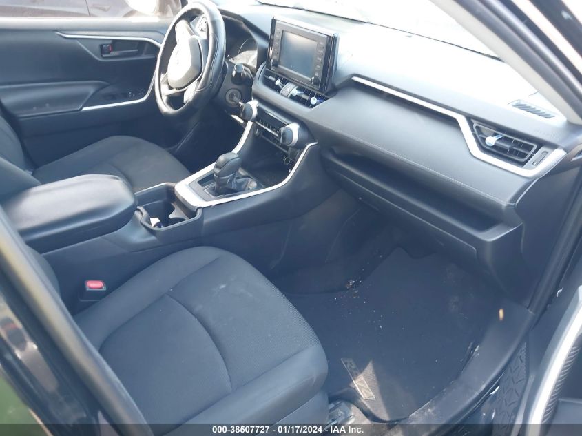 2019 TOYOTA RAV4 LE - 2T3H1RFV7KW031137