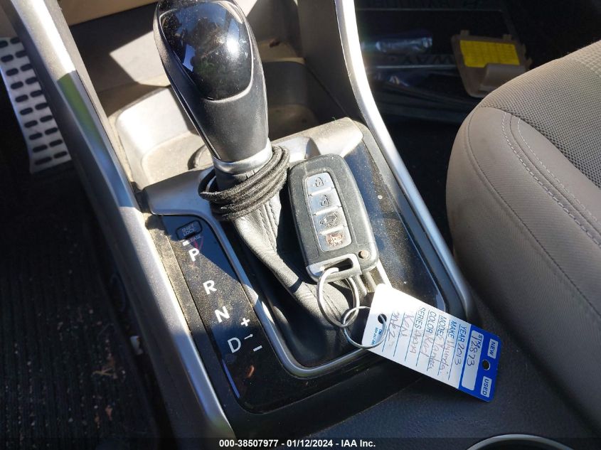 2013 HYUNDAI ELANTRA GT - KMHD35LE1DU083011