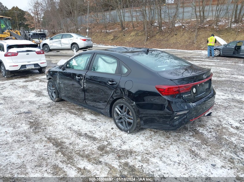 VIN 3KPF34AD5ME285222 2021 KIA FORTE GT LINE