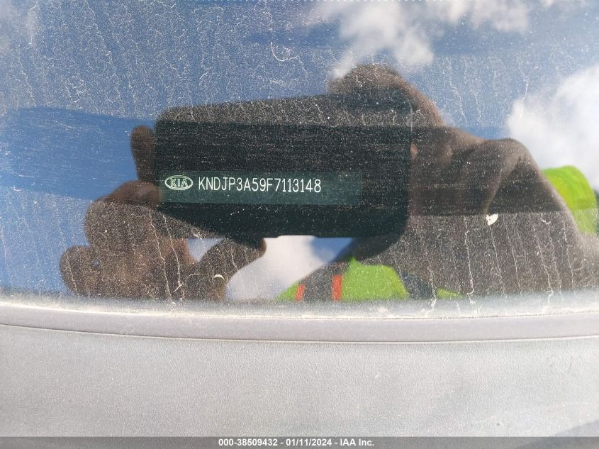 2015 KIA SOUL + - KNDJP3A59F7113148